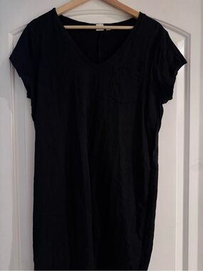 GAP Black V-Neck Pocket Tunic